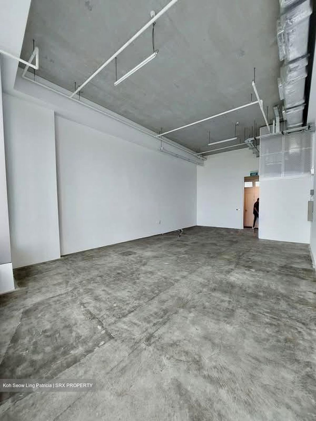 Arc 380 (D8), Office #568004411